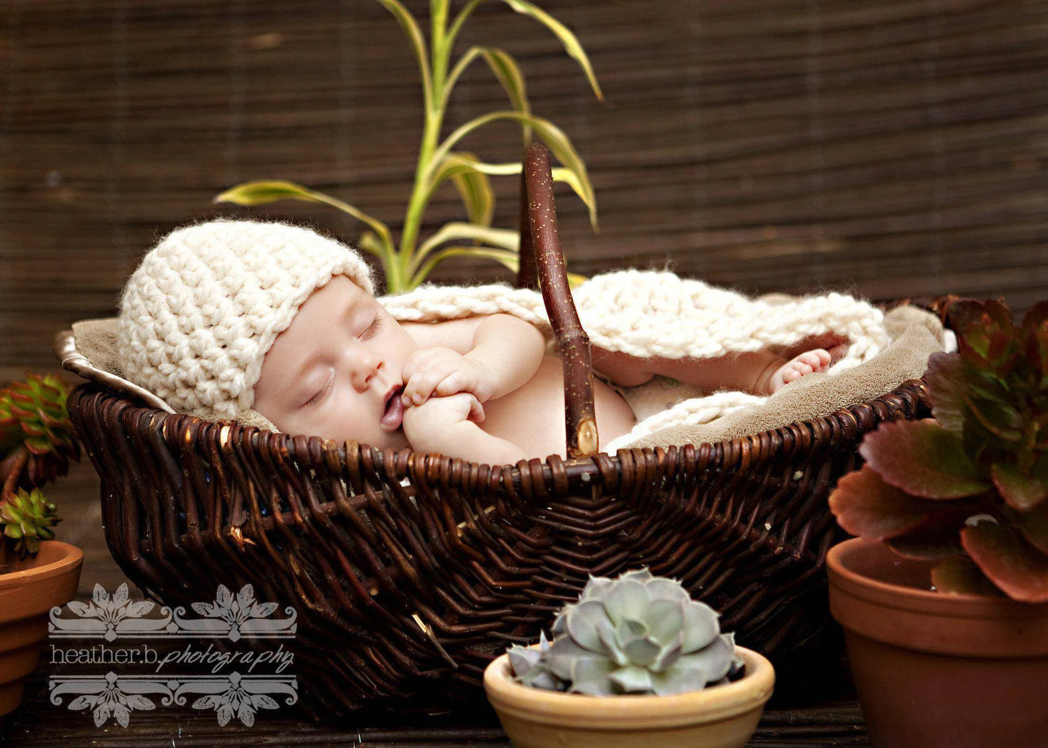 Cream Baby Bowl And Hat Set