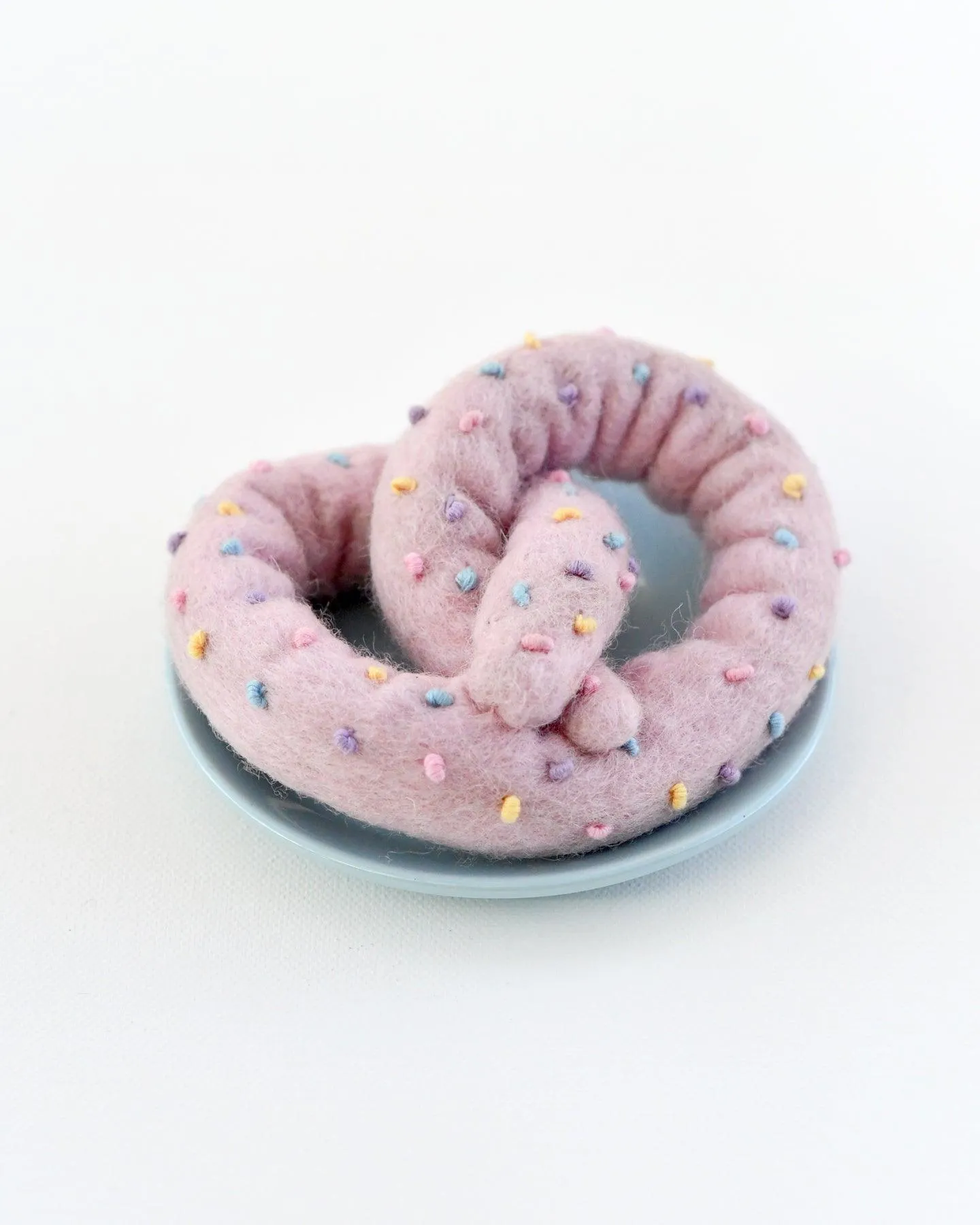 Felt Soft Pastel Pretzel