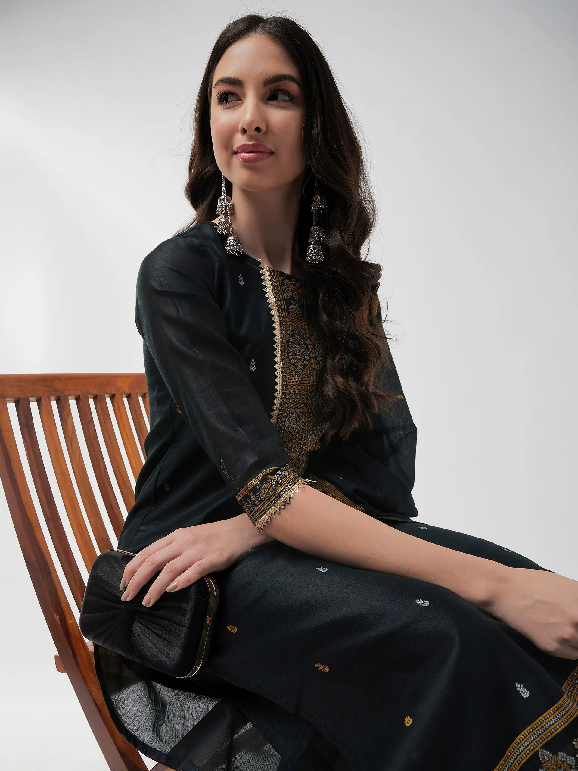 Festive Jacquard Neck Patch Kurta With Dupatta And Matching Pants