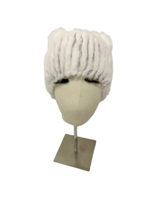 KNITTED MINK BEANIE WHITE