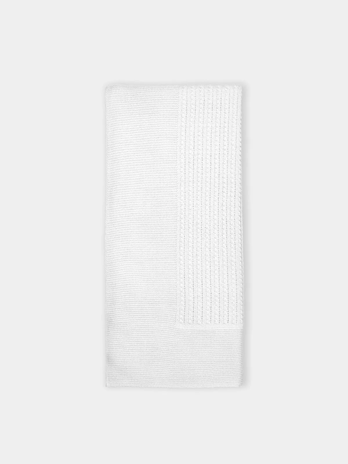 Mac Ilusion White Soft Knit Blanket