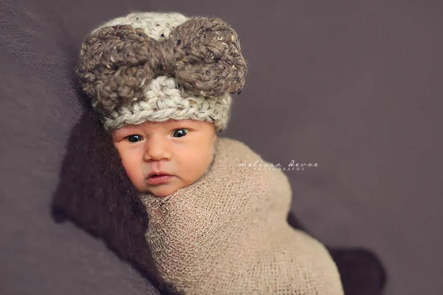 SET Oatmeal Barley Bow Hat and Natural Tan Stretch Knit Wrap