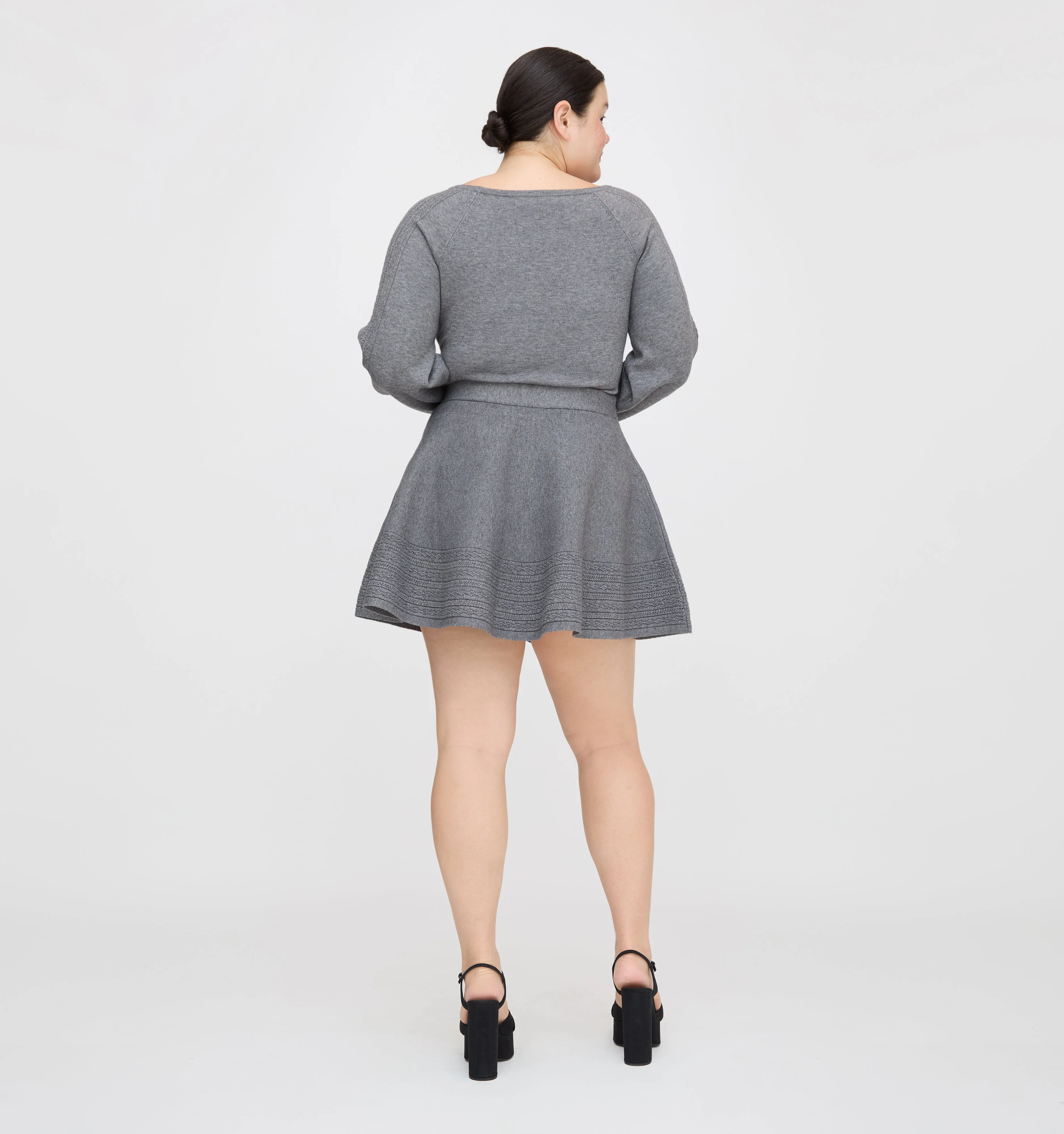 The Graydon Sweater - Heather Grey