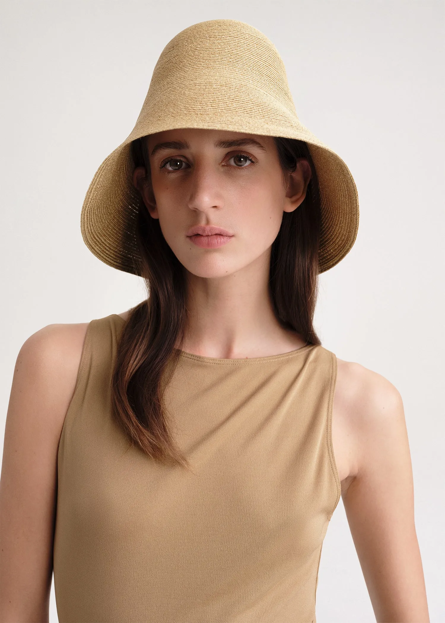 Woven paper straw hat crème