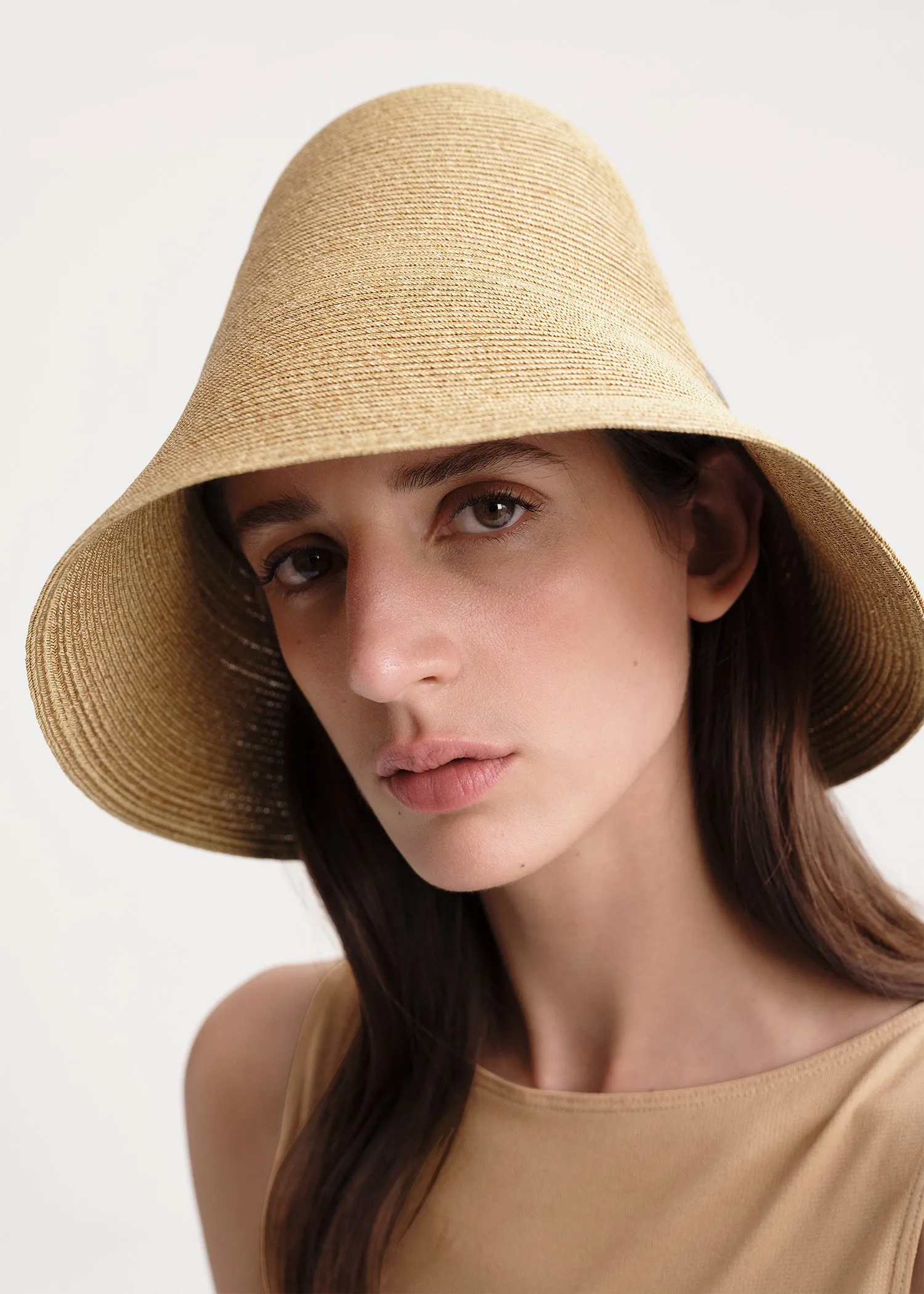 Woven paper straw hat crème